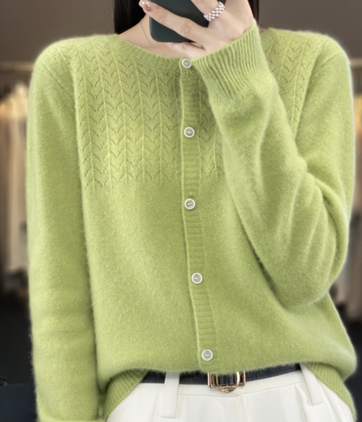 Buttoned Sweater Pastacio