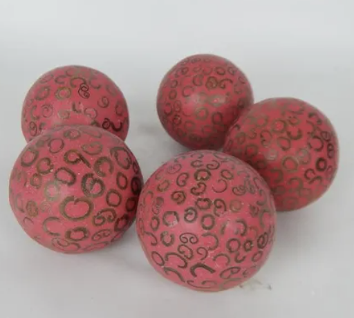 Cinnamon Ball Red/pink