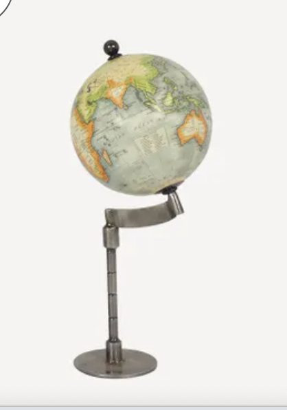 Castor Globe on Stand