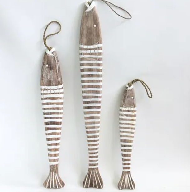 Wooden hanging fish set of 3