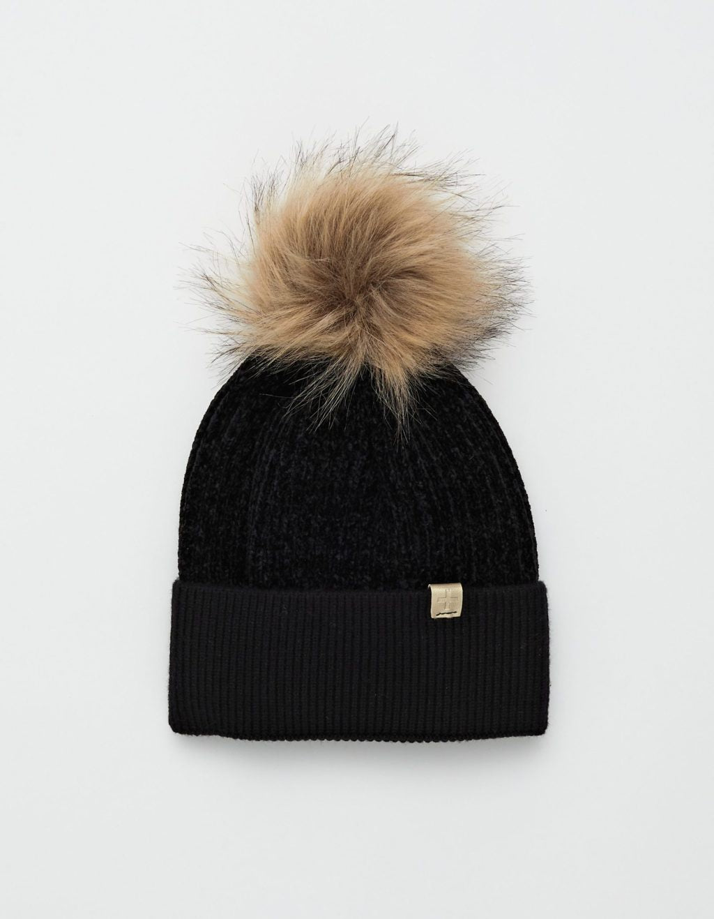 Beanie w/ Pom Pom - Black