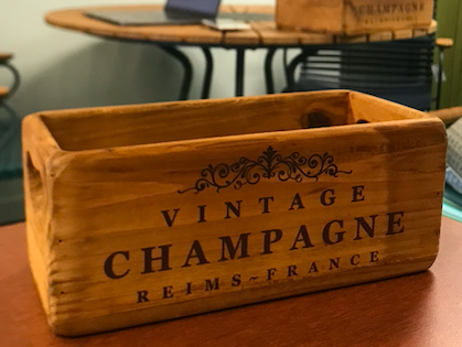 Champagne box 1