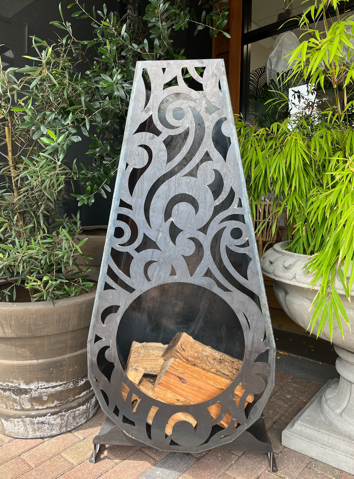 Outdoor Fireplace - Koru