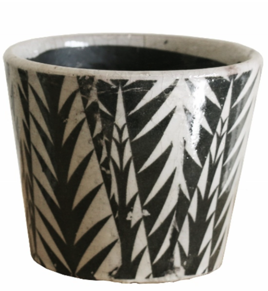 Black & White planter - M3