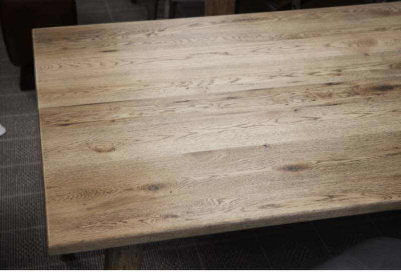 VAASA OAK DINING TABLE 2200